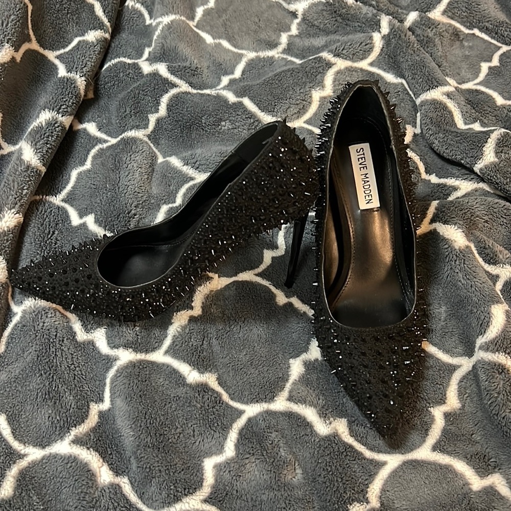 black spiked heels, size 8.5, worn once, steve madden
